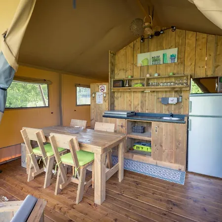 Tente Safari La Briande Saires
