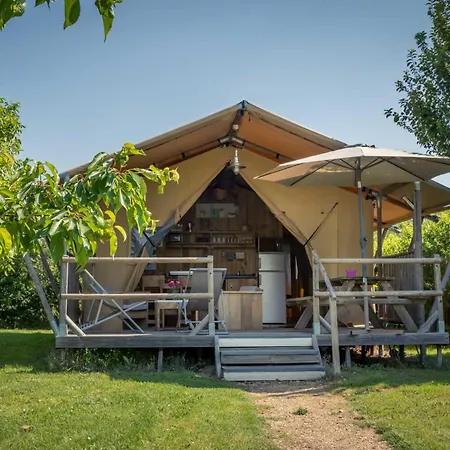 Tente Safari La Briande Luxe tent Saires